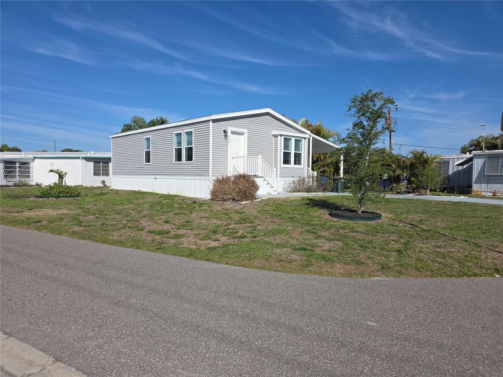 236 WOLVERINE AVE — photo 16