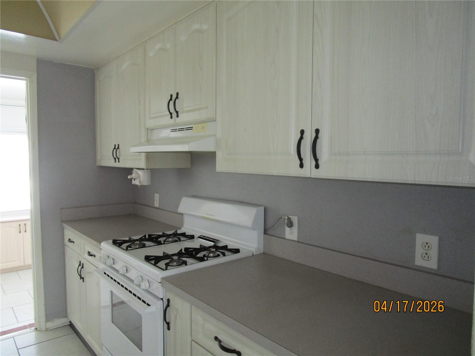 5900 21ST ST N #15 — photo 8