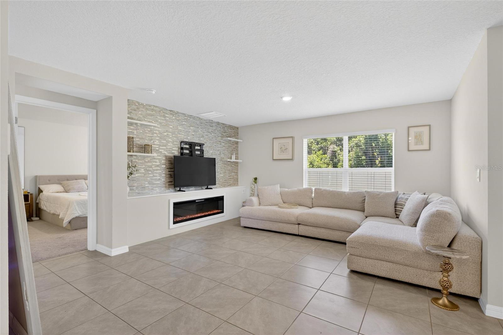 3255 SILVER DATE DR — photo 41