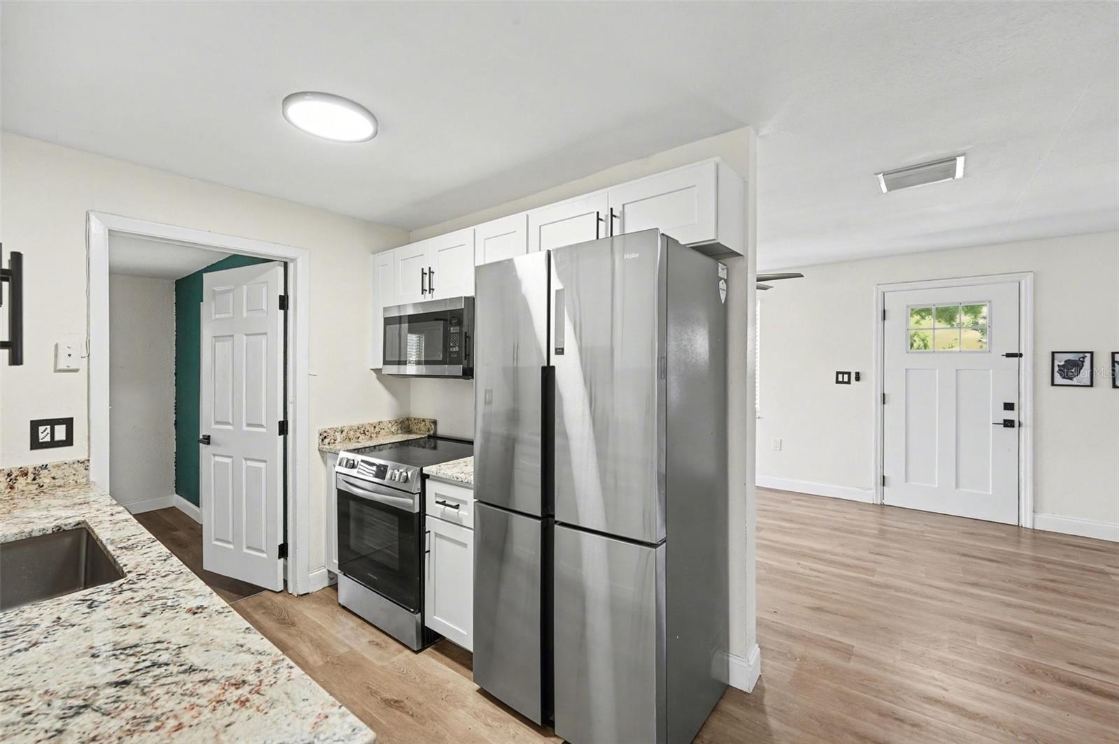 9346 89TH AVE — photo 3