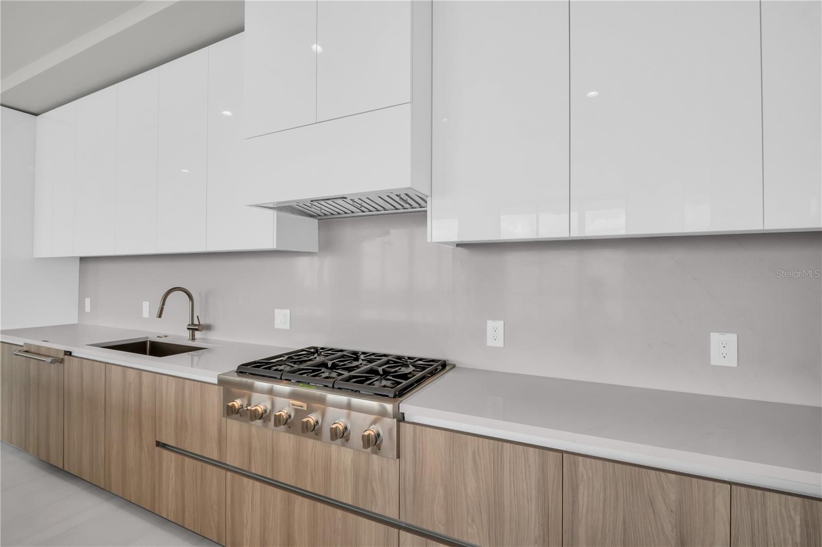 400 CENTRAL AVE #4002 — photo 12