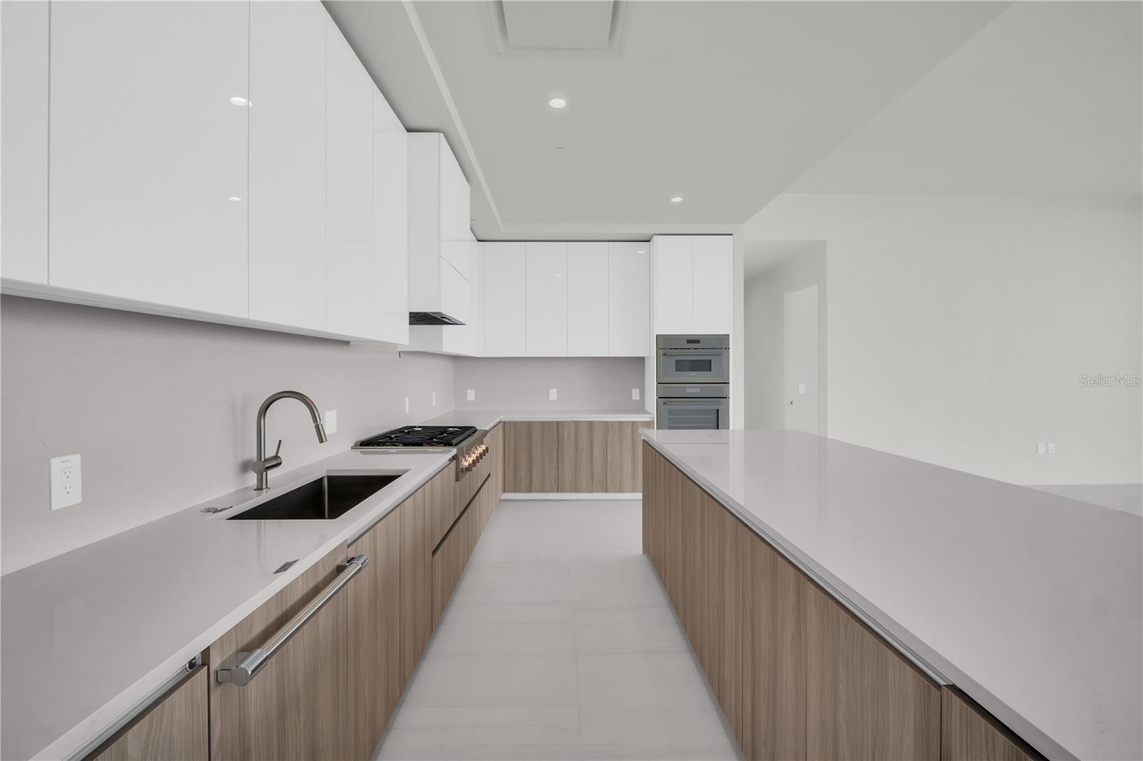 400 CENTRAL AVE #4002 — photo 11