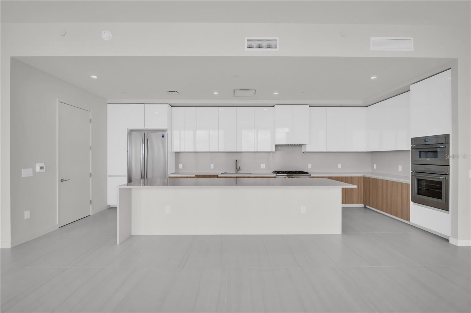 400 CENTRAL AVE #4002 — photo 10