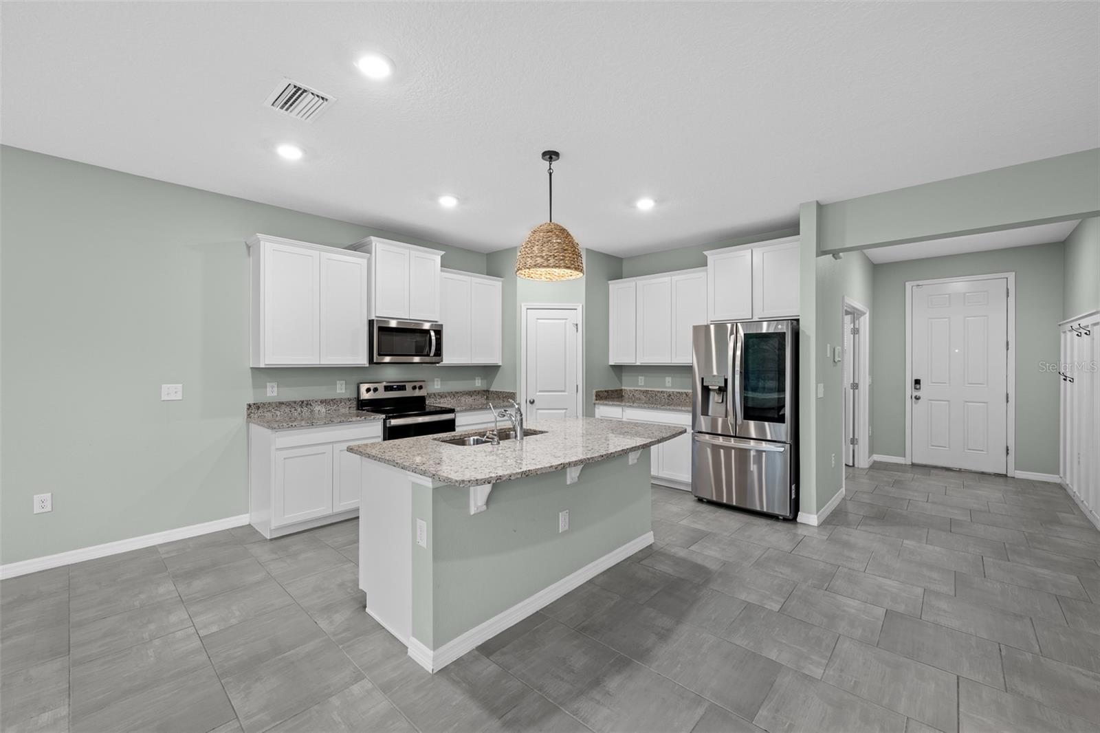 8693 BOWER BASS CIR — photo 8