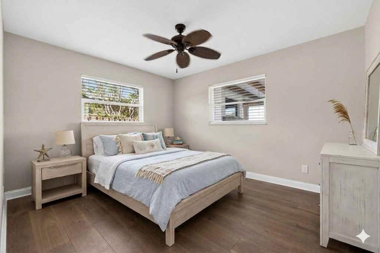 4200 BEACH DR SE — photo 15