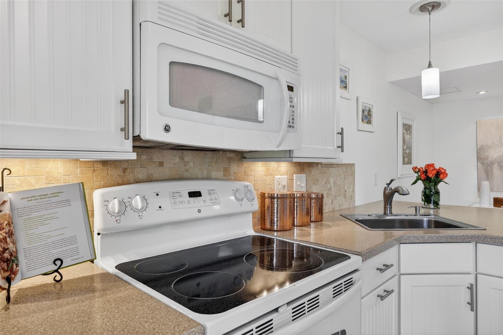 3061 QUAIL HOLW ## 35 — photo 13