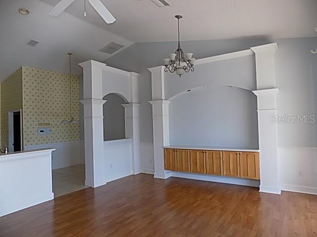 4641 SAMOSET DR — photo 13