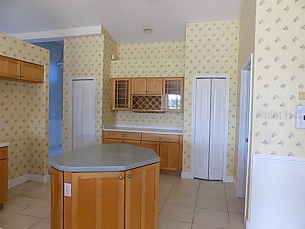 4641 SAMOSET DR — photo 20