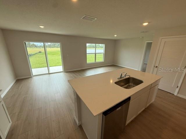 12419 HOPSCOTCH AVE — photo 2