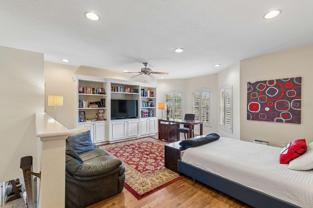 9820 GRETNA GREEN DR — photo 41