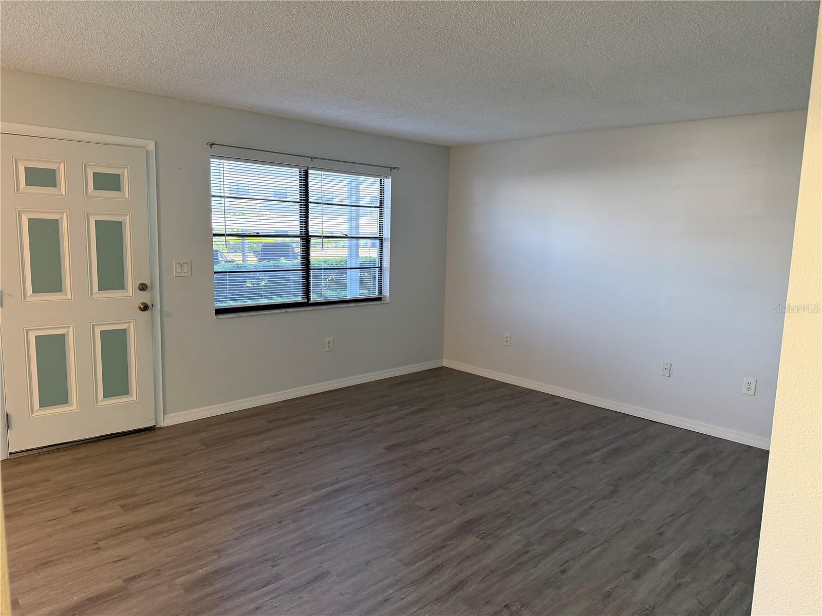 5967 TERRACE PARK DR N #104 — photo 36