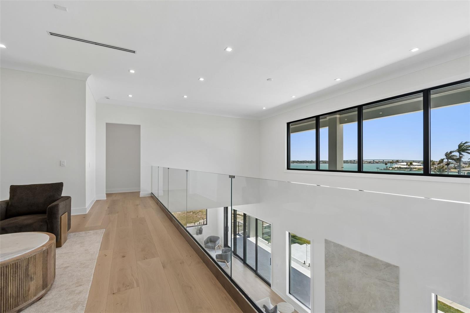 236 HOWARD DR — photo 27