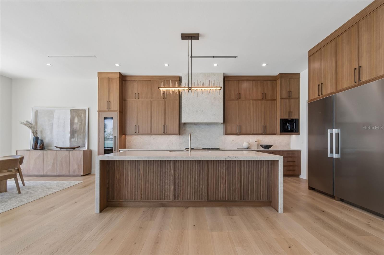 236 HOWARD DR — photo 16