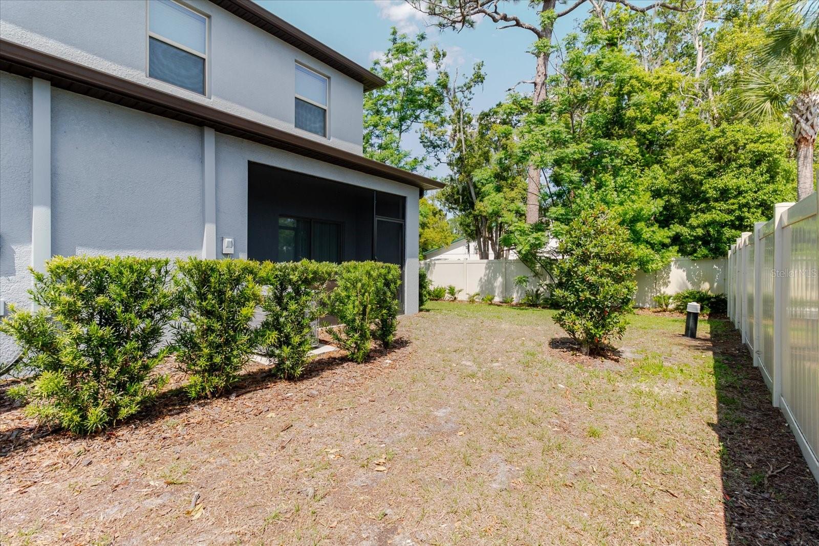 5226 FORUM BLVD — photo 9