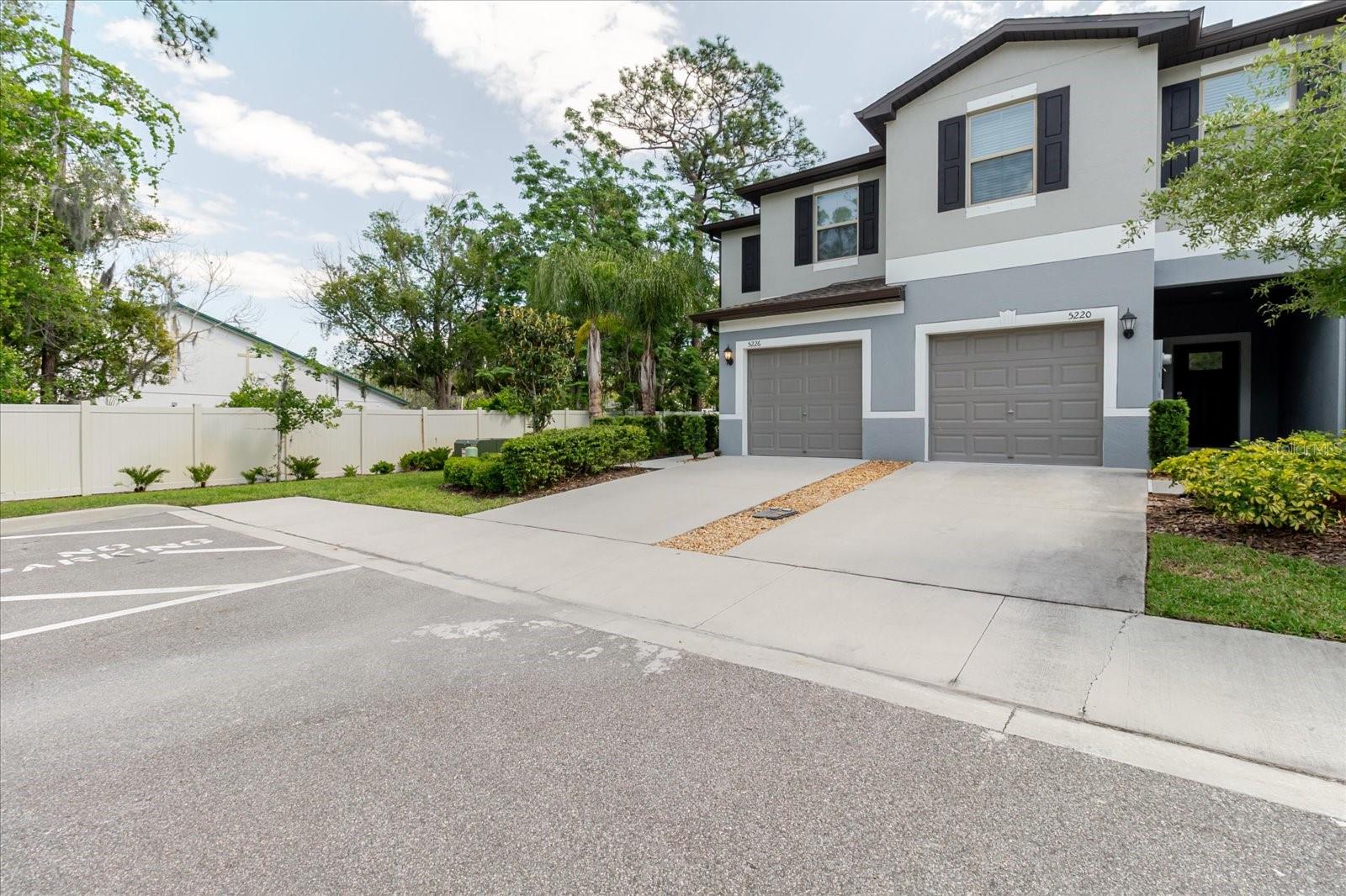5226 FORUM BLVD — photo 12