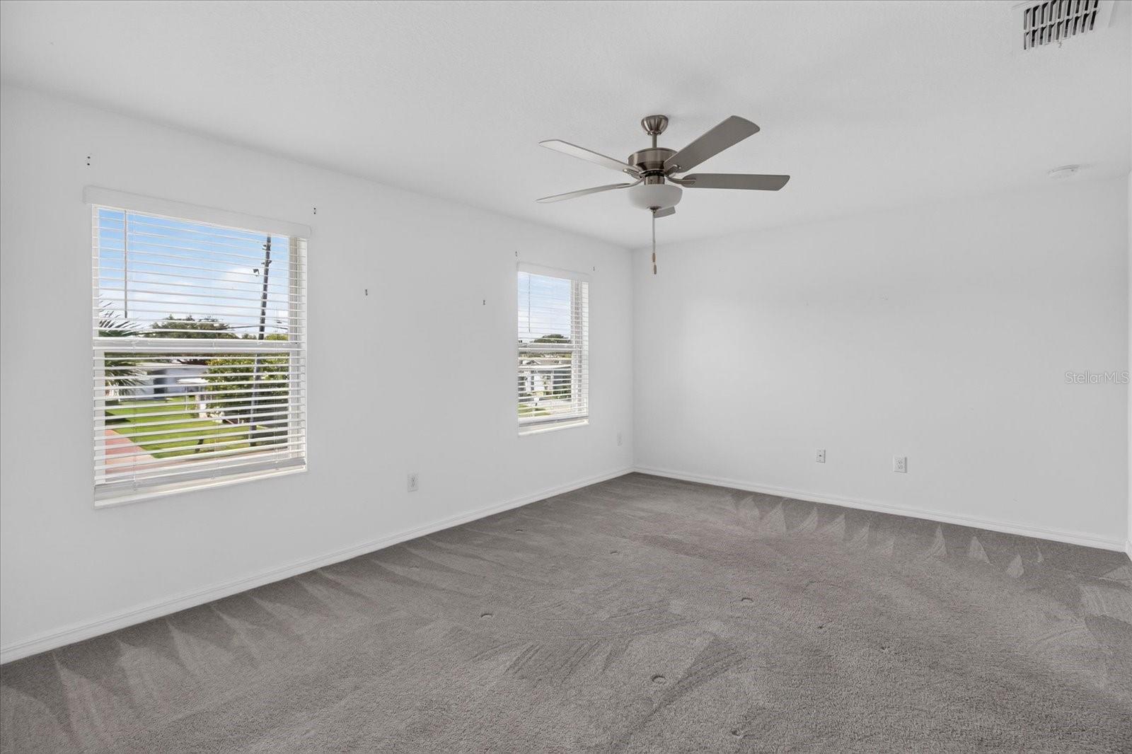 5226 FORUM BLVD — photo 47