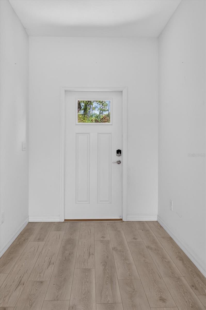 5226 FORUM BLVD — photo 16