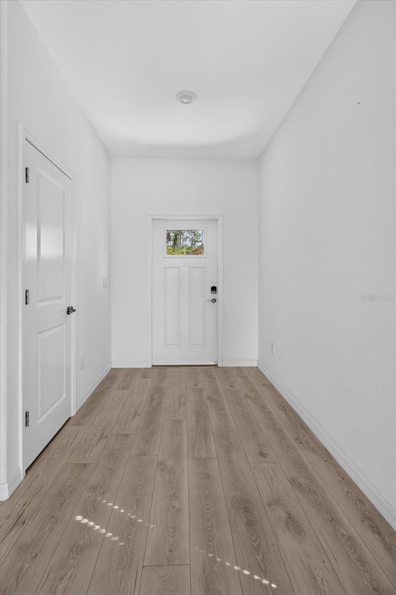 5226 FORUM BLVD — photo 15