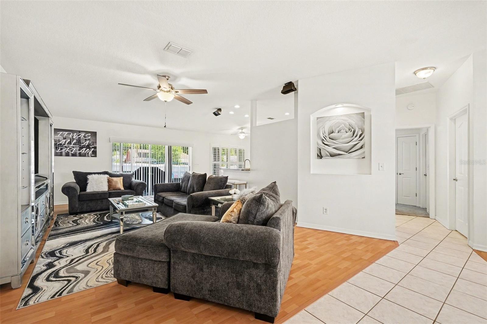 2333 TOWERING OAKS CIR — photo 4