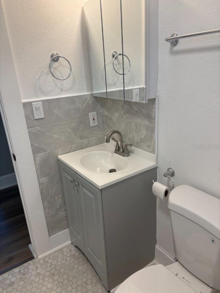 408 N MARTIN LUTHER KING JR AVE — photo 13