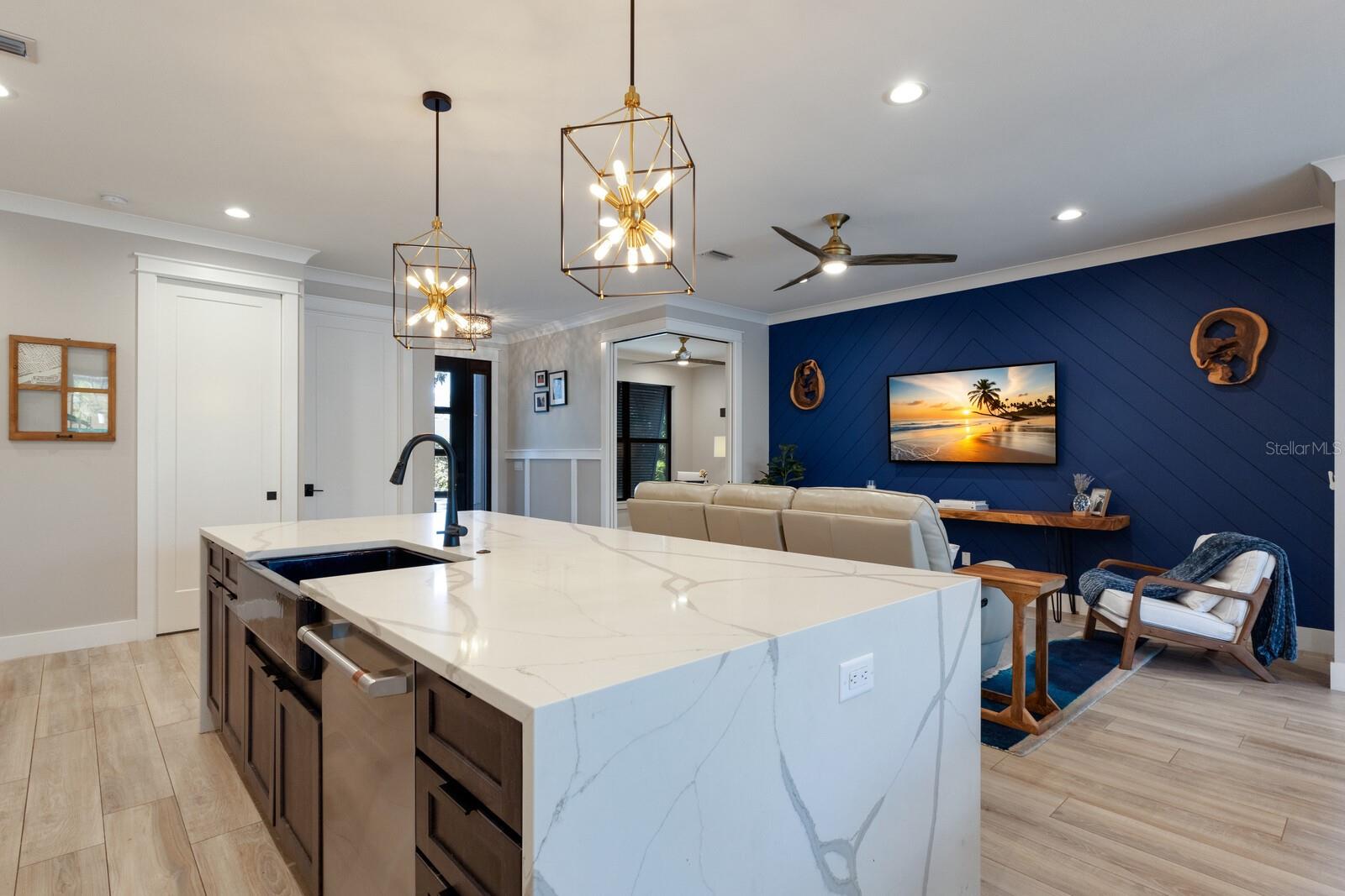 2823 MARSHALL DR — photo 13