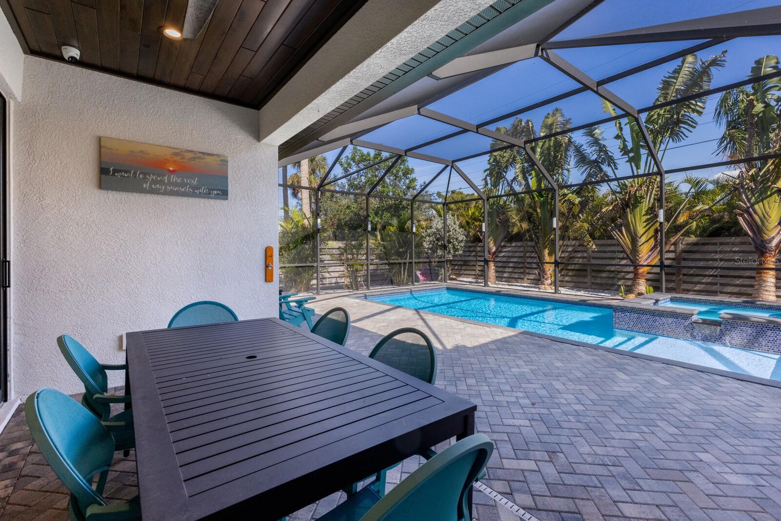 2823 MARSHALL DR — photo 31
