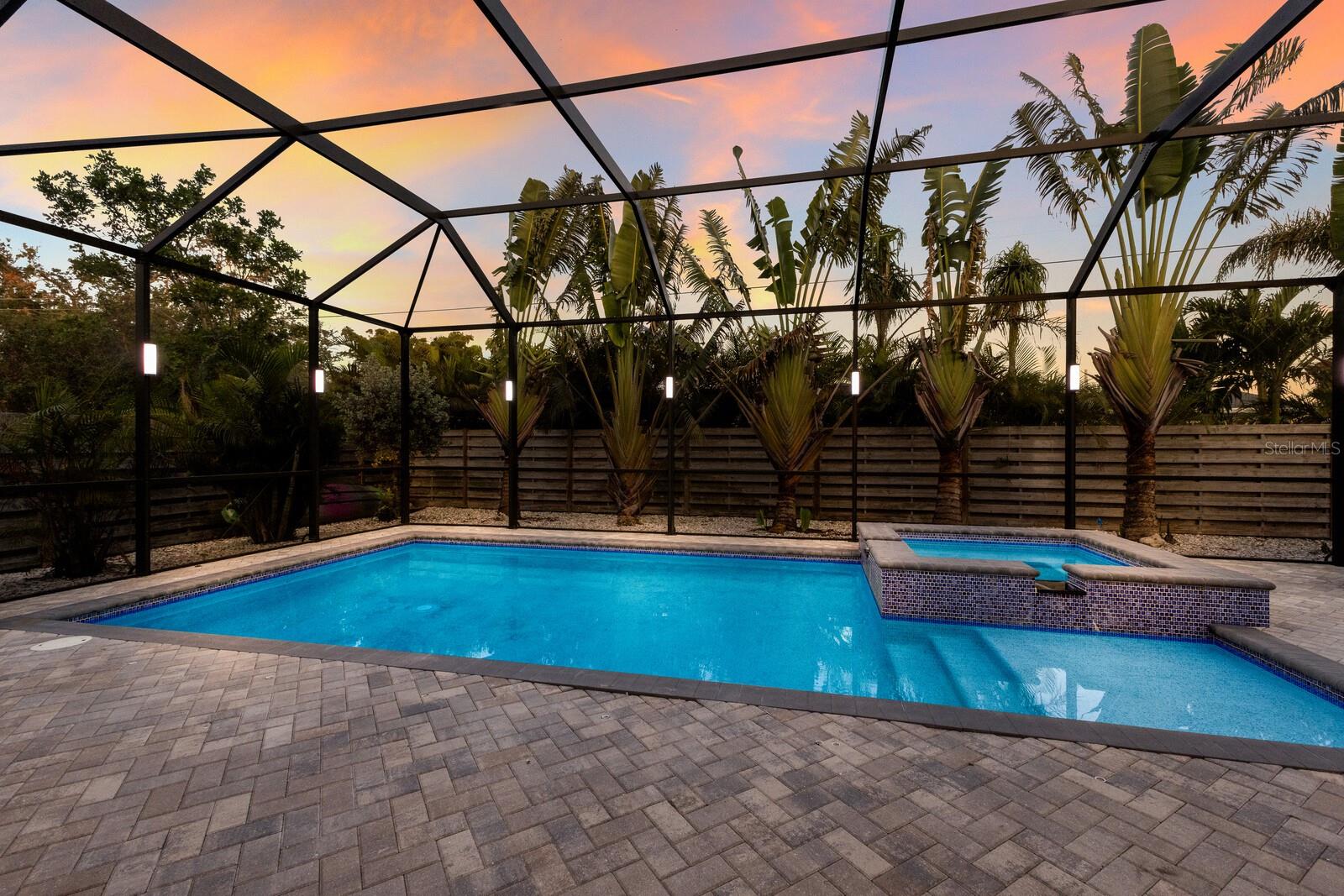 2823 MARSHALL DR — photo 38