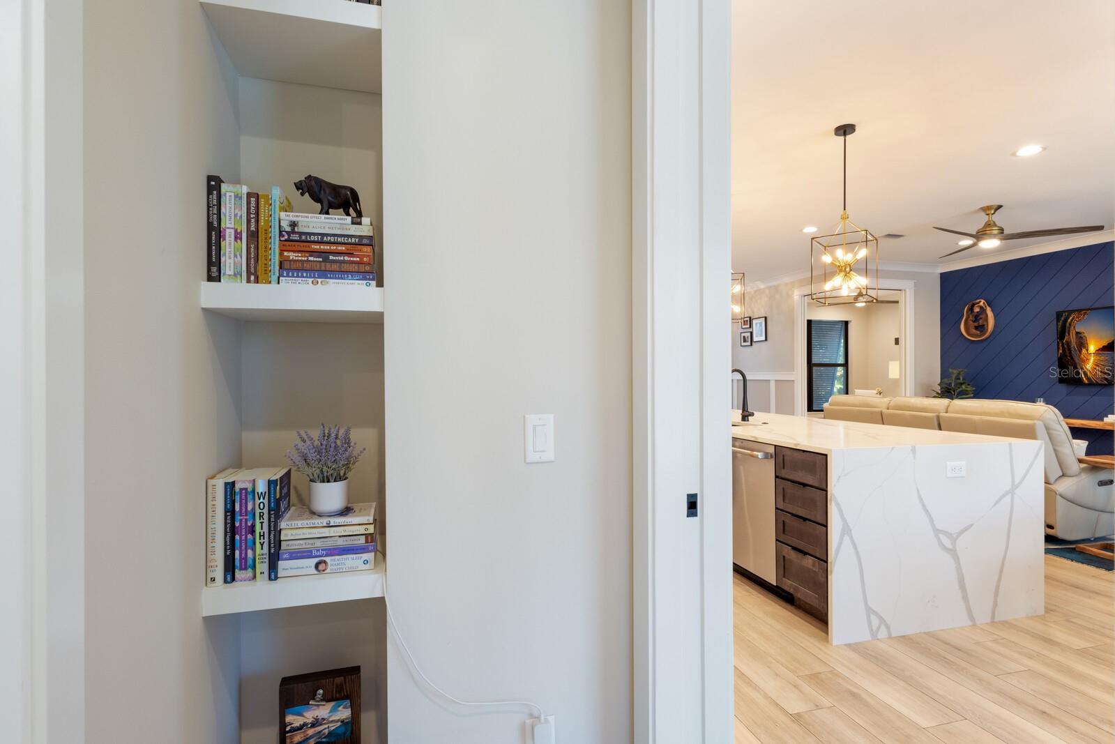 2823 MARSHALL DR — photo 27