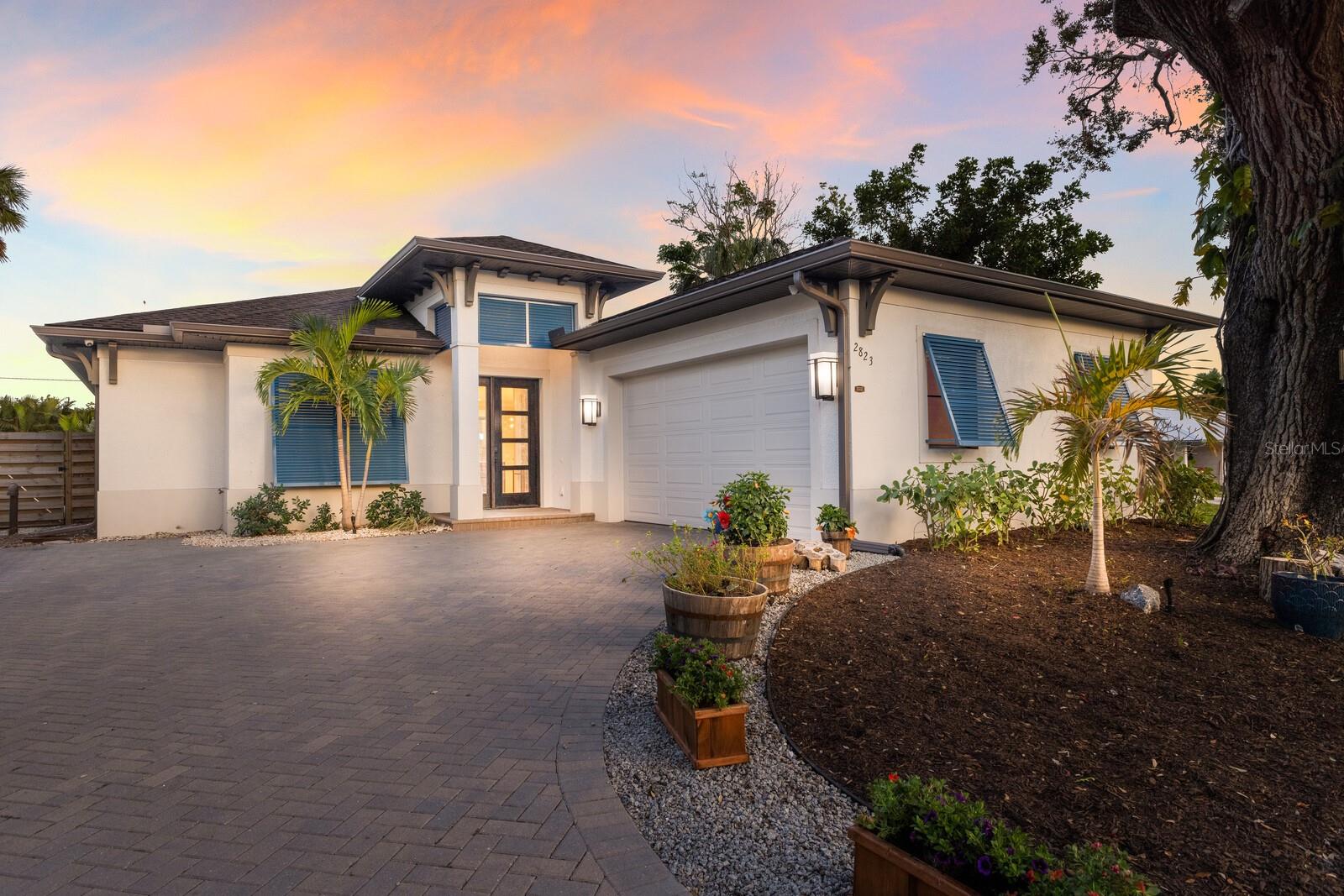 2823 MARSHALL DR — photo 48