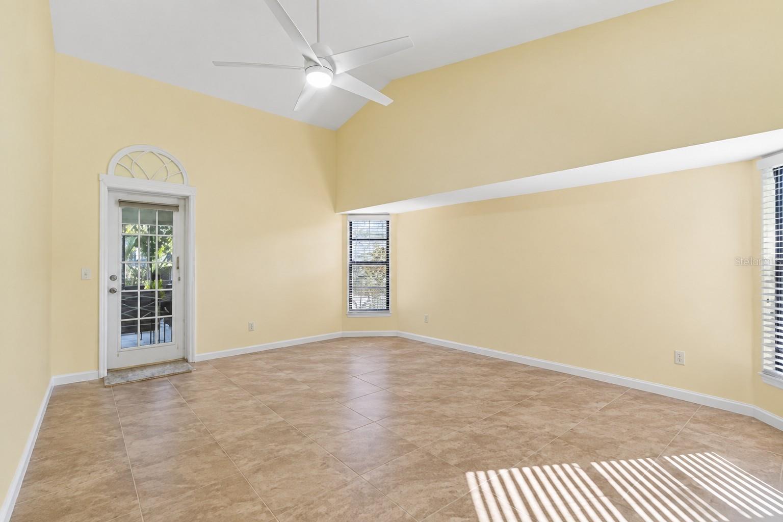 8930 BROOKER DR — photo 17