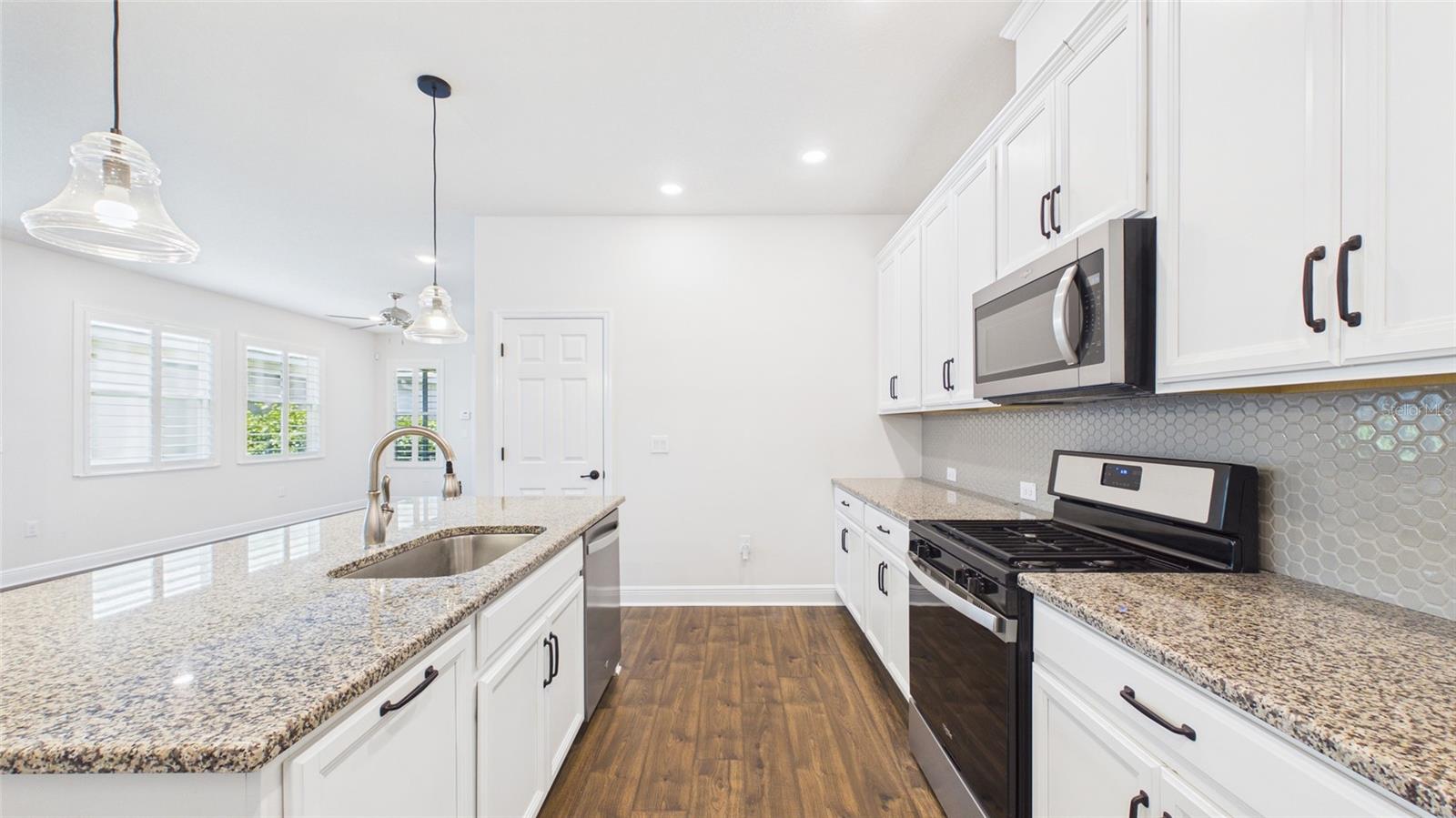 13890 KINGFISHER GLEN DR — photo 22