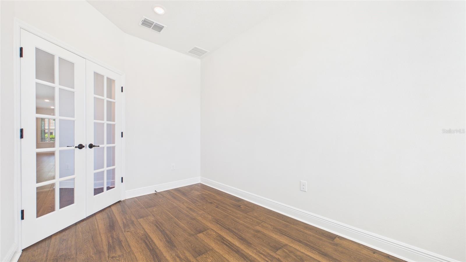 13890 KINGFISHER GLEN DR — photo 8