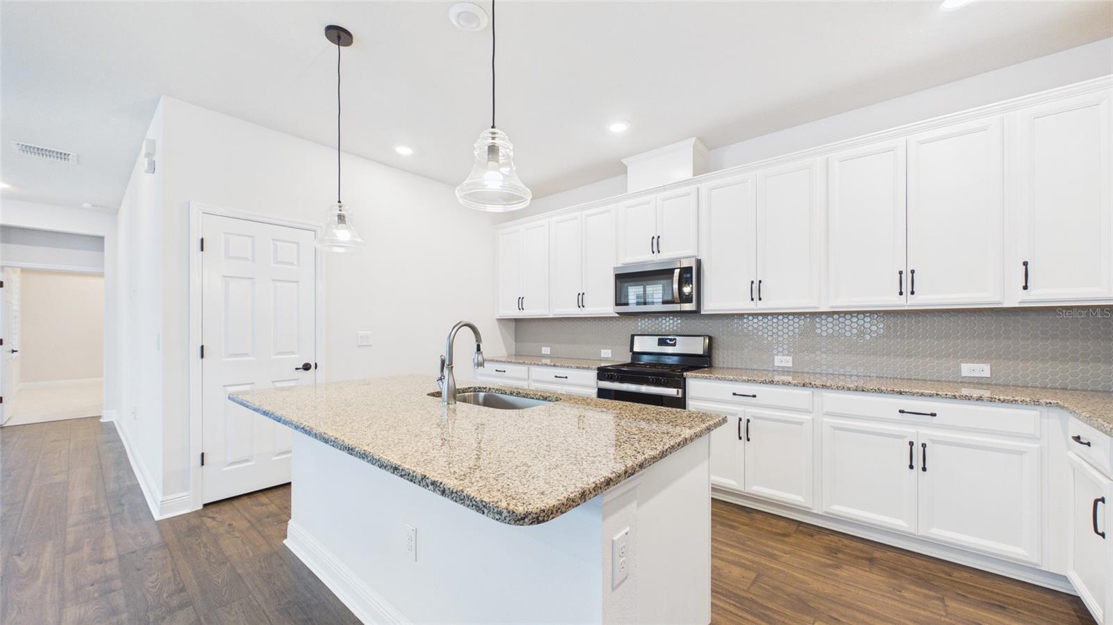 13890 KINGFISHER GLEN DR — photo 16