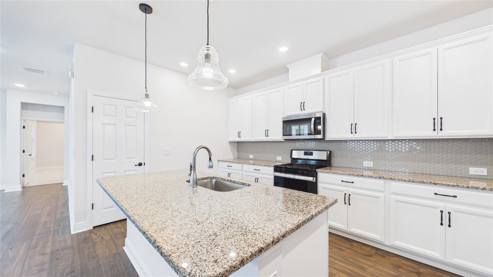 13890 KINGFISHER GLEN DR — photo 21