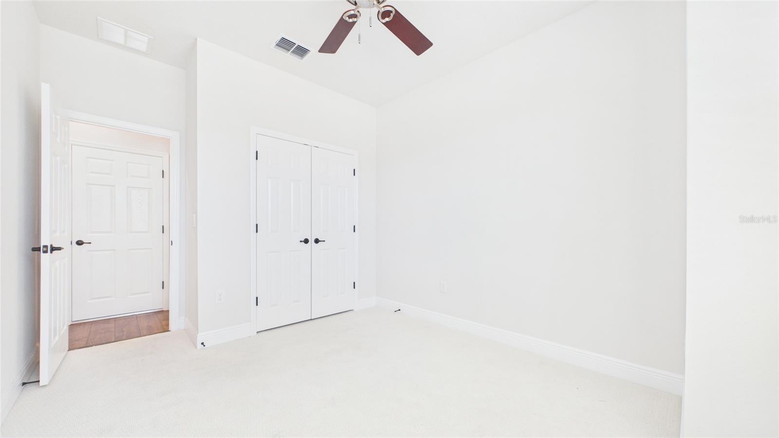 13890 KINGFISHER GLEN DR — photo 40
