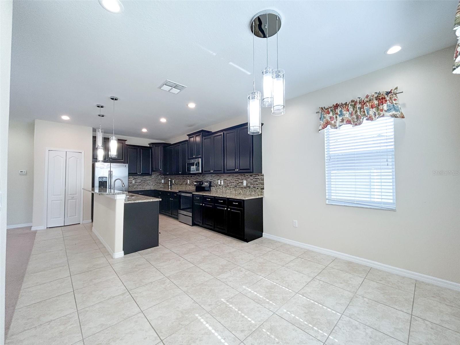 13814 BEE TREE CT — photo 32