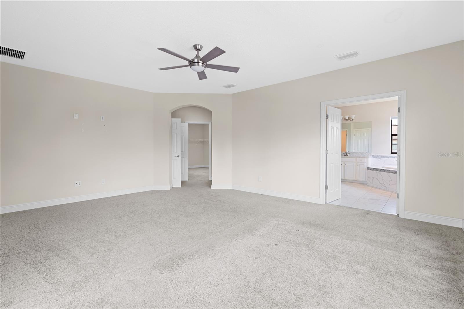13830 MOONSTONE CANYON DR — photo 33