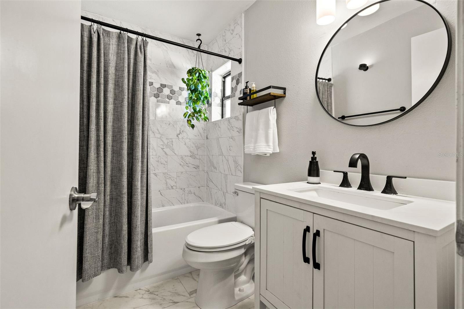 12908 LONGCREST DR — photo 15
