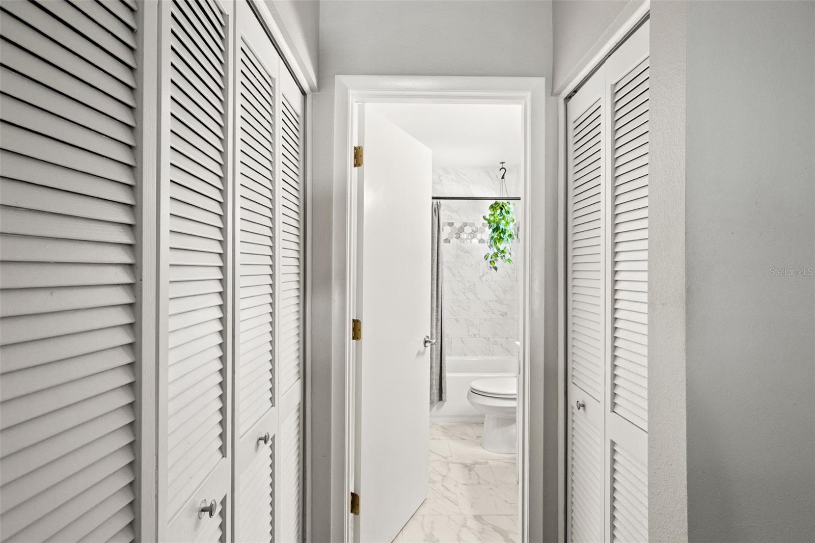 12908 LONGCREST DR — photo 14