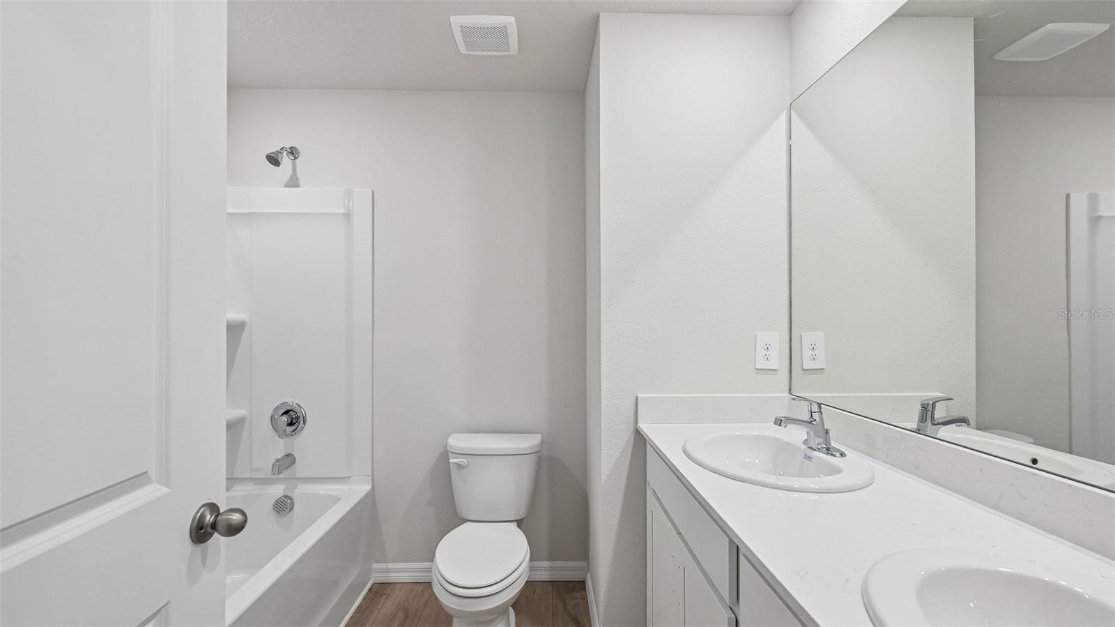 17607 WHISKEY CREEK TRL — photo 23