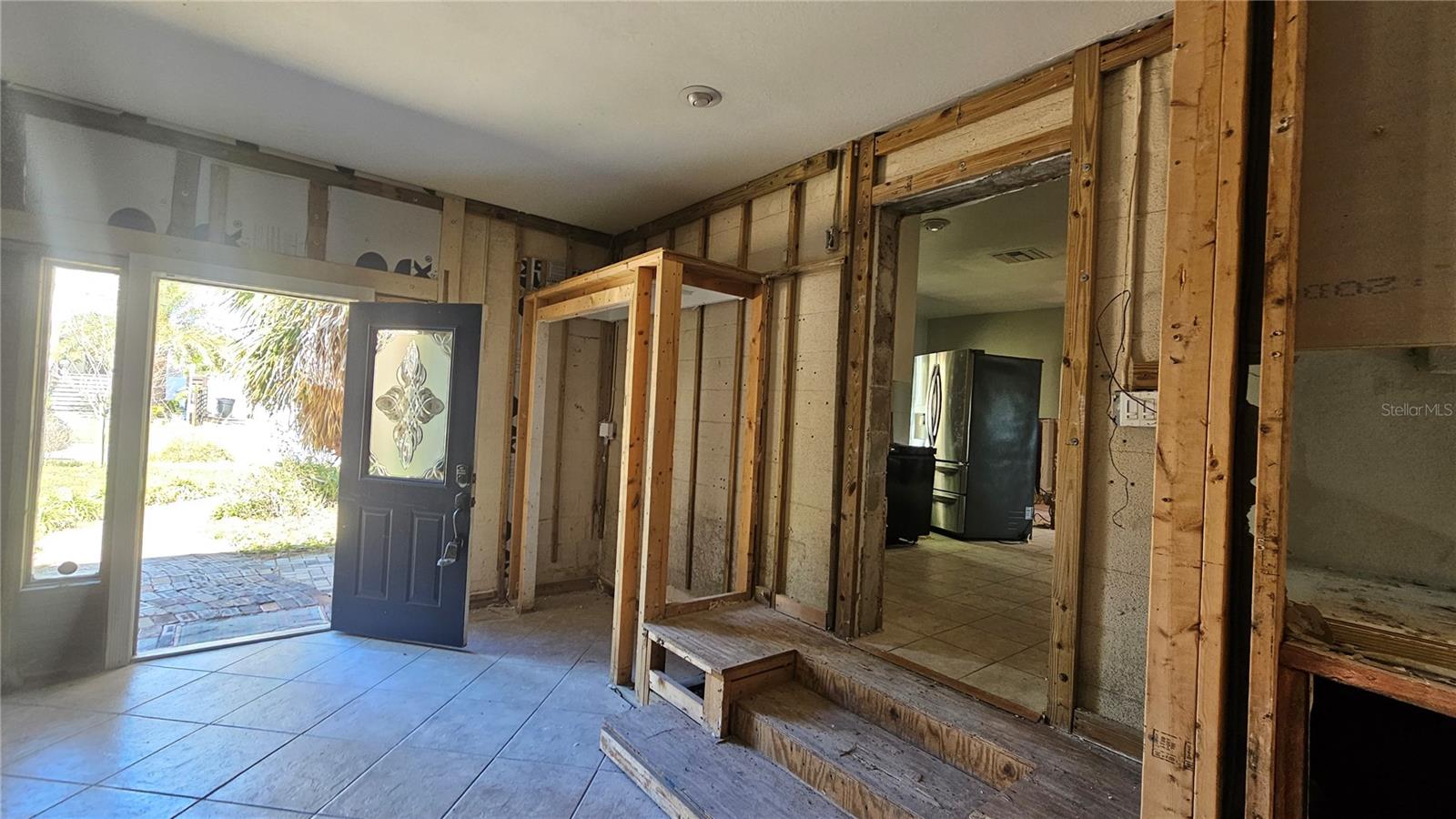 208 48TH AVE N — photo 24