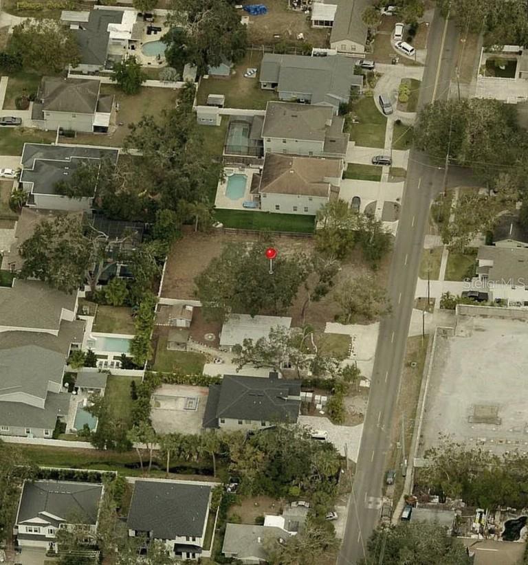 2405 S LOIS AVE — photo 2