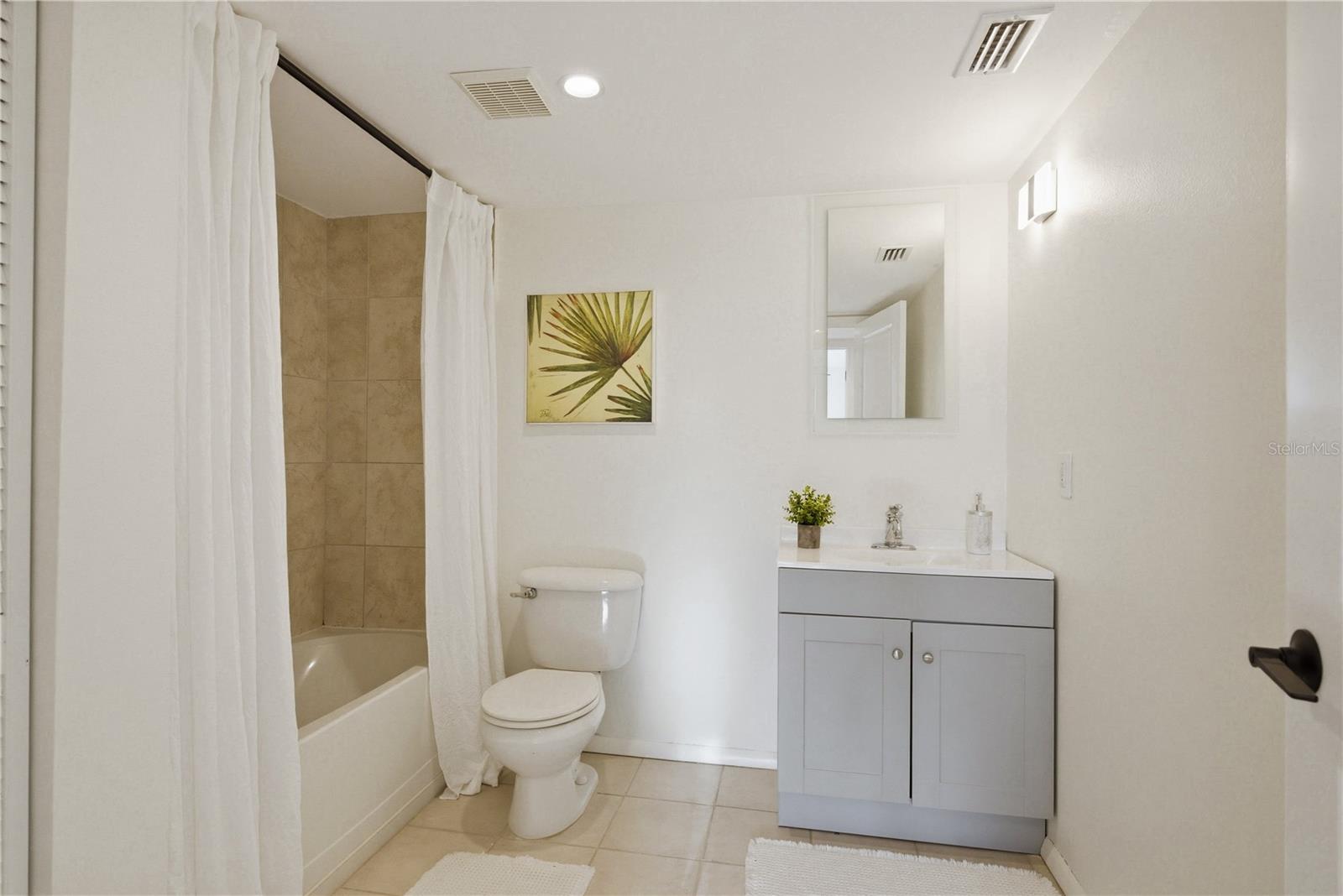 701 S MADISON AVE #420 — photo 11