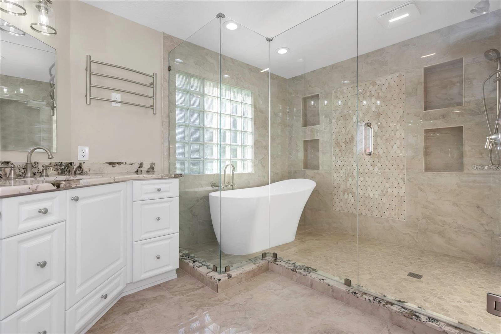5250 MACOSO CT — photo 31