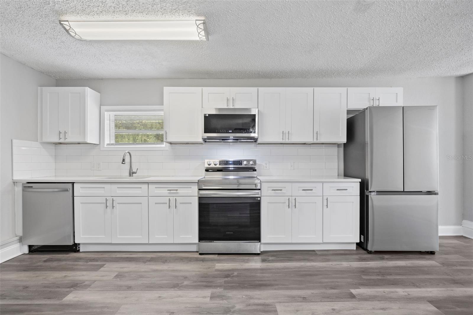 5045 GREEN KEY RD — photo 15
