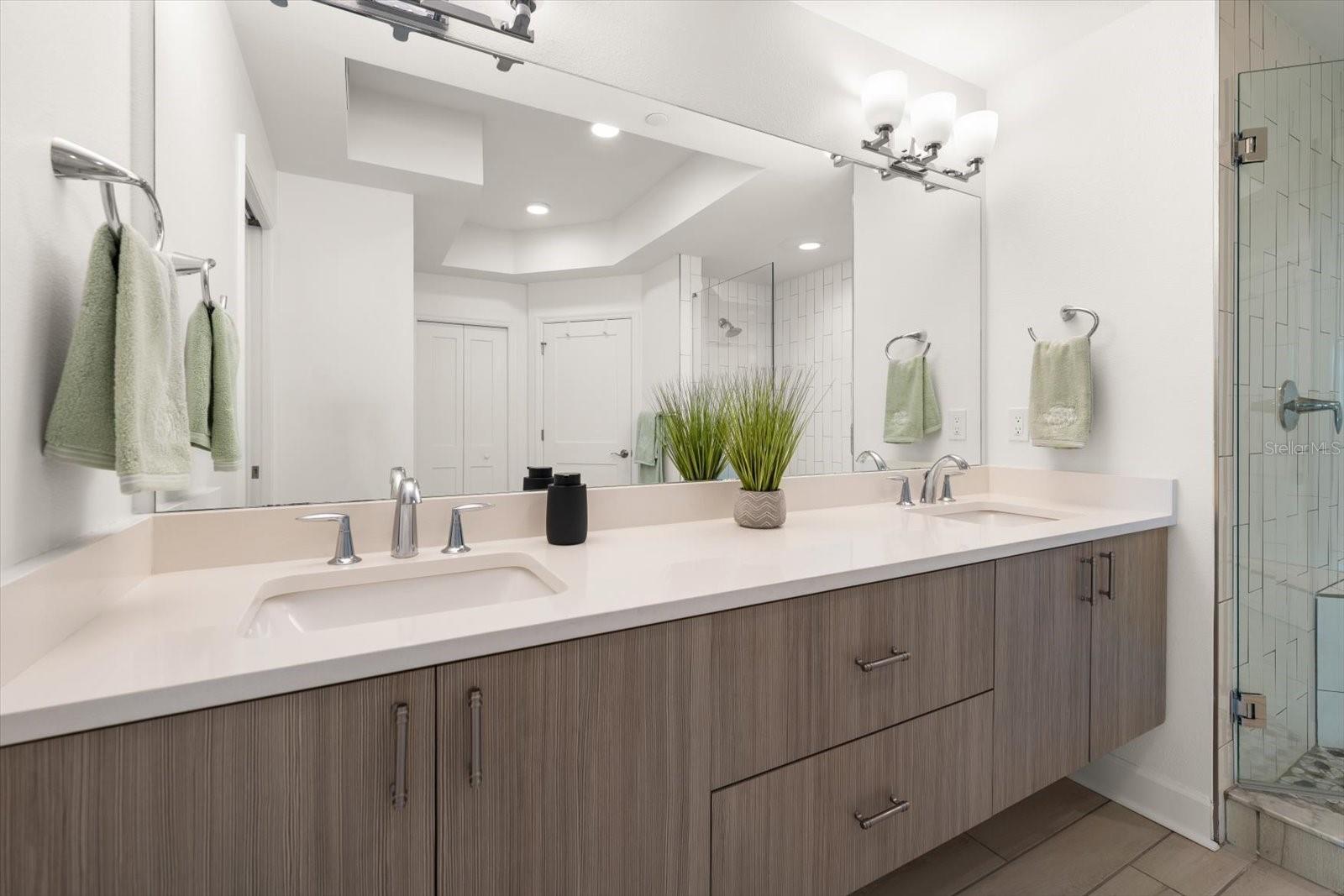 125 ISLAND WAY #402 — photo 16