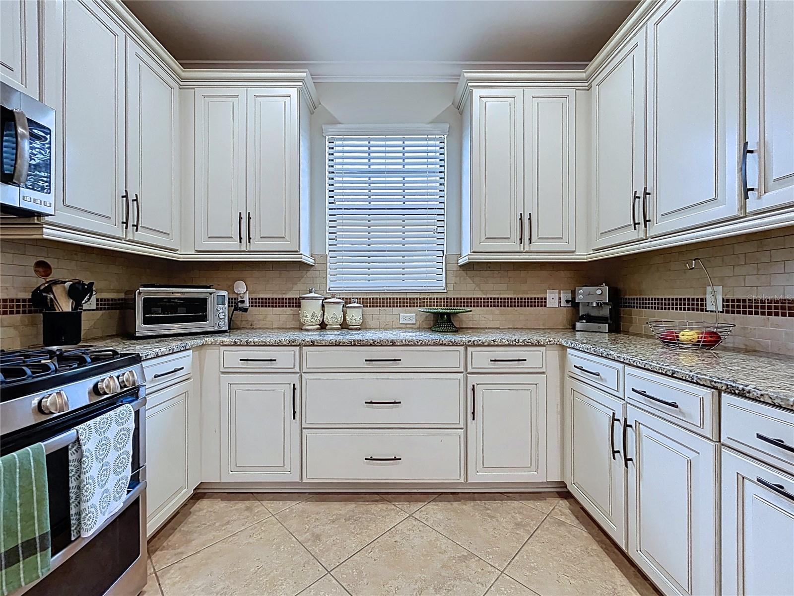 5102 SAVONA RUN — photo 11