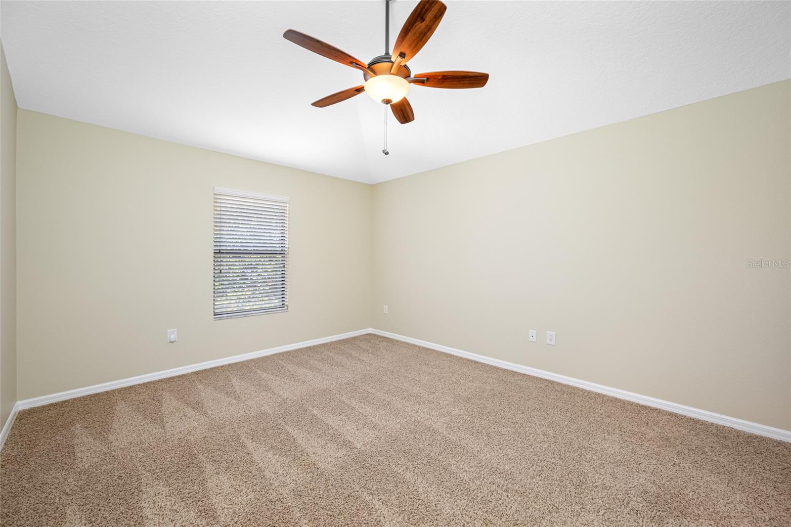 2527 SILVERBACK CT — photo 45