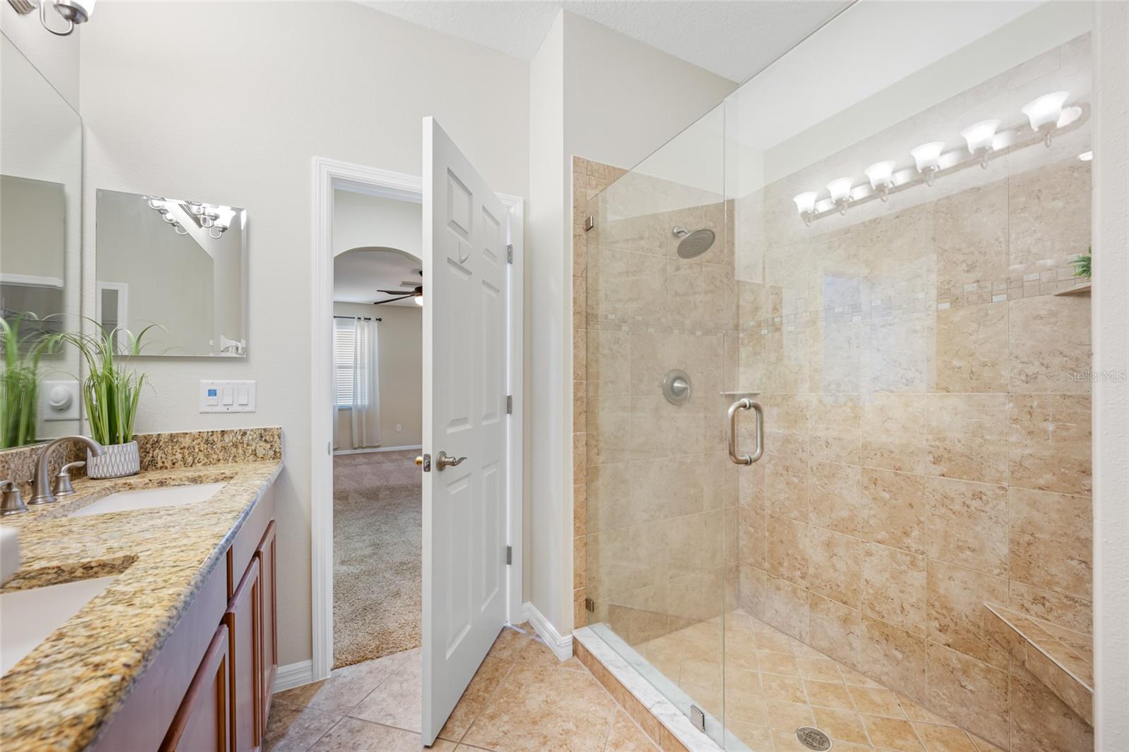 2527 SILVERBACK CT — photo 32