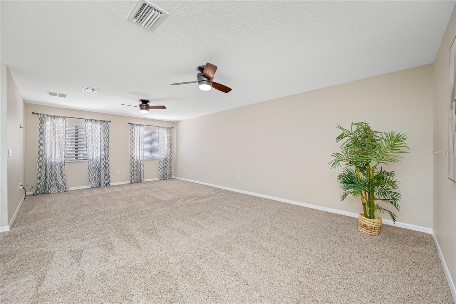 2527 SILVERBACK CT — photo 37